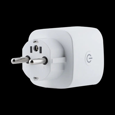 Conow Smart Plug – Schrägansicht mit Schutzkontaktstecker